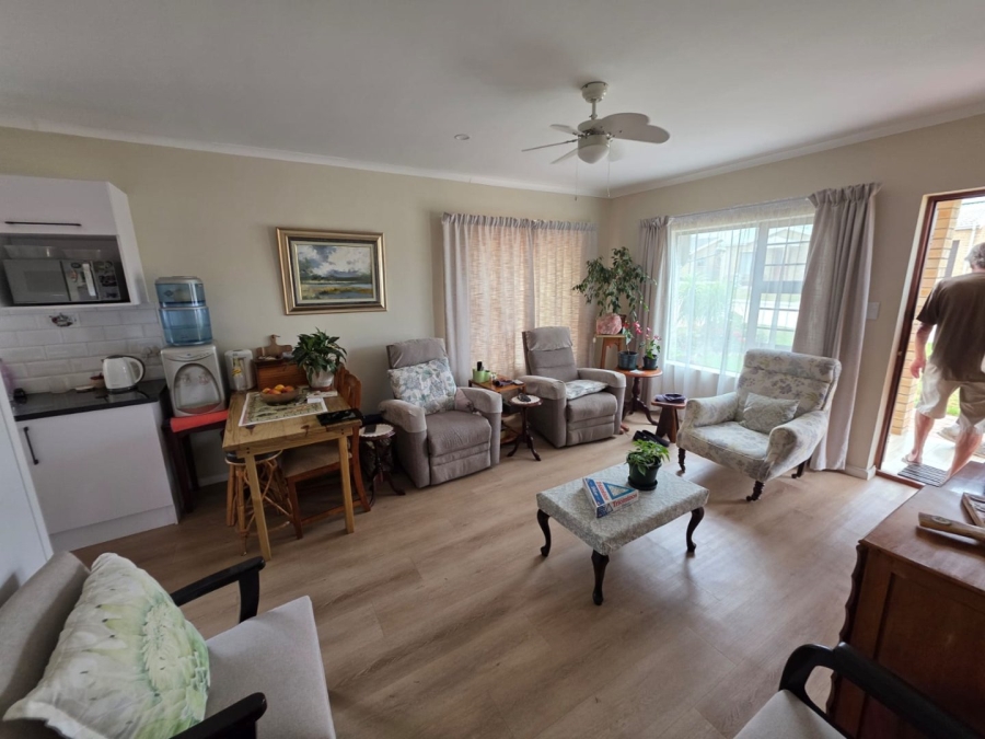 2 Bedroom Property for Sale in Jeffreys Bay Central Eastern Cape